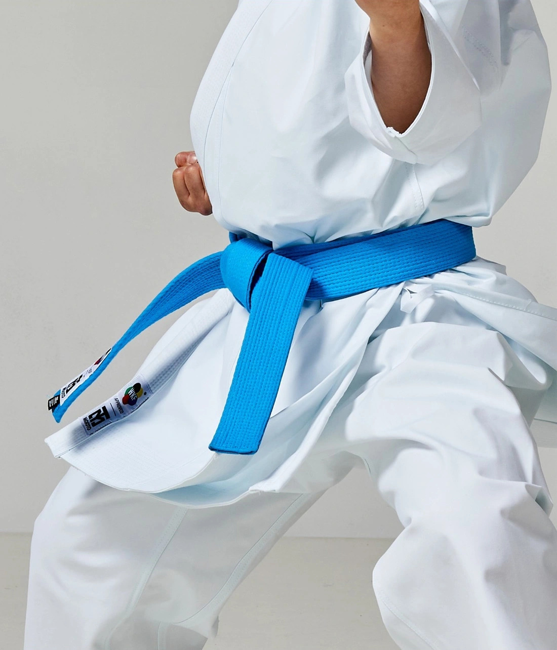 pol_pl_Niebieski-pas-do-kimona-MTX-Karate-WKF-MOOTO-3872_5